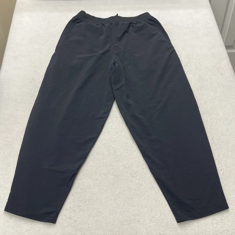Nike Womens Woven Essential High Rise Loose Fit Pants‎ Black Sherpa Large DQ6809